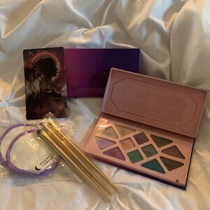 NIP Athr Moonlight Crystal palette eyeshadow w/extras